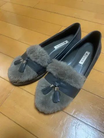 다이애나 그레이 퍼 로퍼