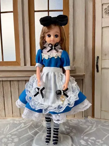 앨리스풍 드레스 옷 갈아입기 의류