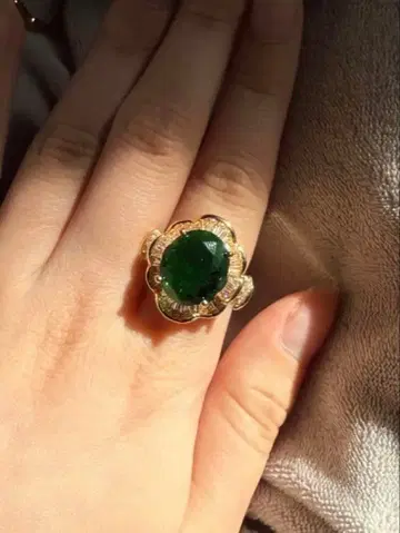 빨간색과 그린 색상의 반지 2개 세트 빈티지 반지