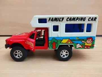 [ 절판 ] 요네자와 다이아펫 1/40 T-64 하이럭스 캠핑카