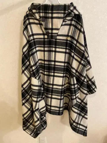 sousou x le coq sportif 체크 무늬 판초