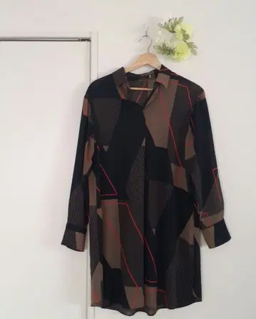 EVEX by KRIZIA 기하학 패턴 긴팔 셔츠 튜닉 40