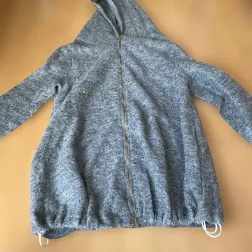 그레이 후드 부착 지퍼 후드티