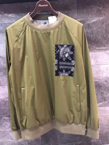 V12 남성용 스니드 M 사이즈