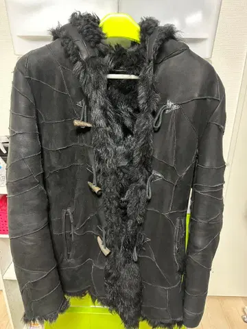 무스탕 가죽 더플 코트 ROYAL FLASH