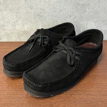 CLARKS 블랙 모카신 왈라비 클락스