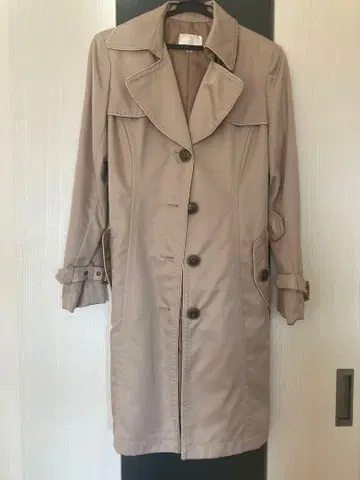탈라시오 베이지 트렌치코트 9R