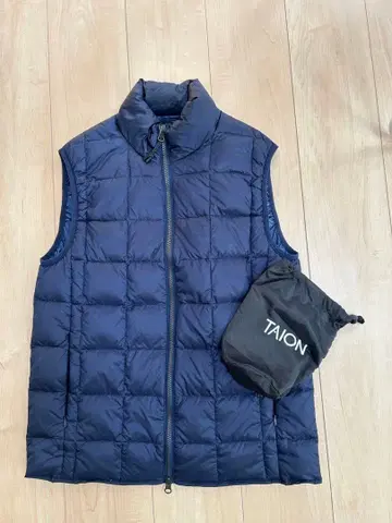TAION HI NECK W-ZIP 다운 베스트