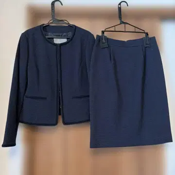 UNITED ARROWS 네이비 자켓과 스커트 세트 사이즈 38