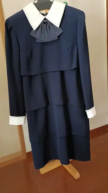 포멀 원피스 긴팔 네이비 진주풍 장식 세레모니