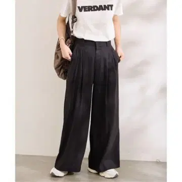 택 미사용 새상품 린넨 블렌드 턱 와이드 팬츠 블랙 사이즈 38
