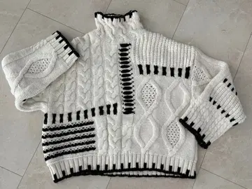 케이블 니트 터틀넥 스웨터 여성용 L ZARA