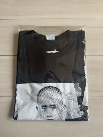 미개봉 새상품 하마다 마코토전 x SAPEur 콜라보 T셔츠 M 사이즈