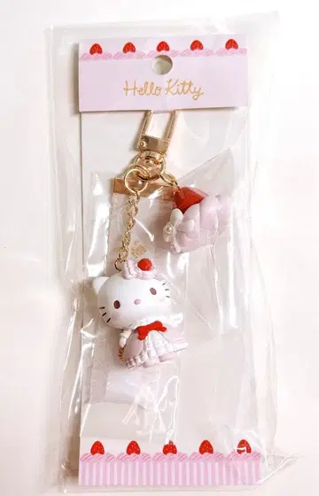 [ 키티 키링 ] 산리오 딸기 휘핑 케이크 헬로키티