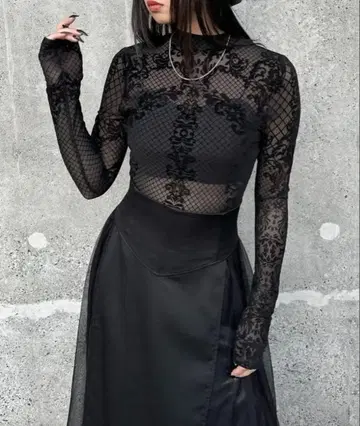 LVEU. Lace design bodysuit