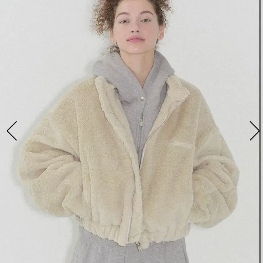 The Barnet Faux Fur Jacket cropped eco-shearling jacket #더바넷퍼