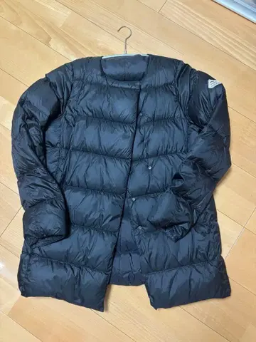 PYRENEX 블랙 다운 베스트