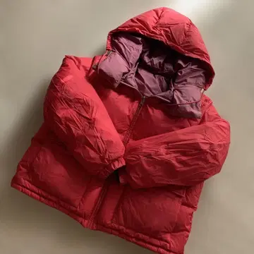 [ 새상품급 ] UNIQLO JW 앤더슨 후드 부착 빨간색 다운 자켓