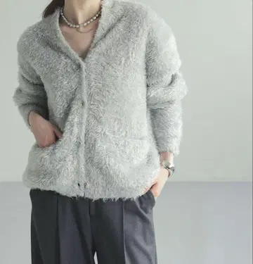 NOBLE VENIT 페더 니트 가디건