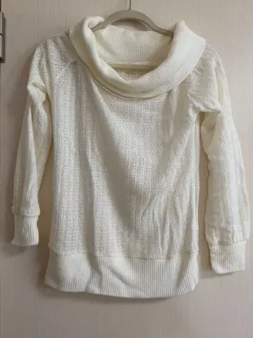 LIZ LISA 오프 터틀넥 니트 리즈리사