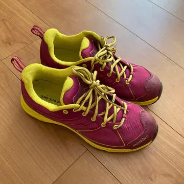 가격 인하 몽벨 트레일 그리퍼 트레일 러너 23.0cm