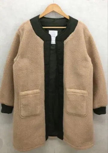 리버서블 보아 자켓 베이지 카키