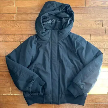 유니클로 여성용 다운 블랙