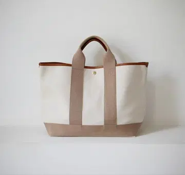 가격 인하! TOPKAPI 스코치 그레인 네오 가죽 A4 토트백