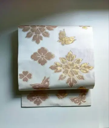 나고야 오비 본 금박 나비 꽃 화이트