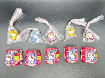 헬로키티 나리키리 스트랩 울트라맨 ver. 전 5종 컴프 세트