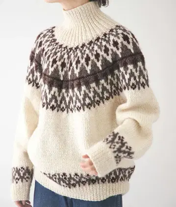 어반 리서치 도어스 노르딕 터틀 울 니트