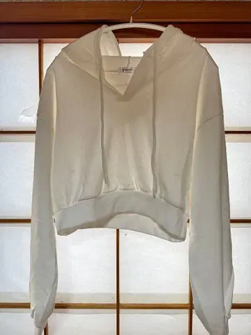 서드 스프링 후드티 화이트 후드티 짧은 기장 후드티 크롭 기장 후드티