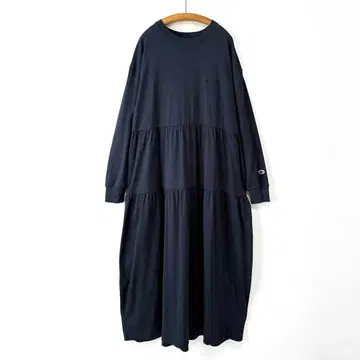 새상품급 프릭스스토어 챔피온 절개 롱 슬리브 원피스 넉넉한