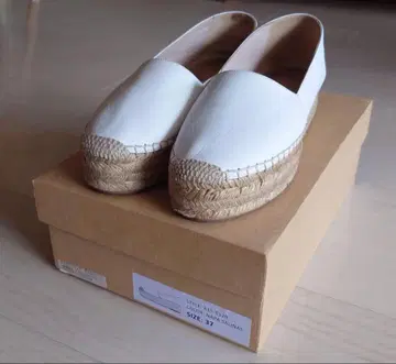 갤러리 바이 에스파드리유 37