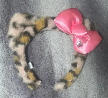 유니버 레오파드 무늬 키티 머리띠