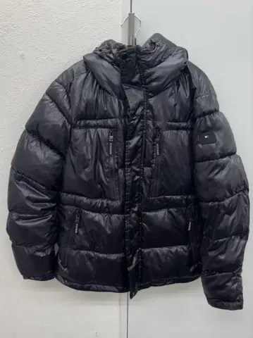 Tommy Hilfiger 후드 부착 다운 자켓