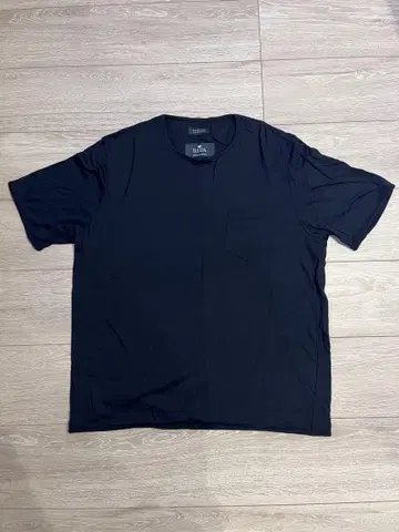 미사용품 바니스뉴욕 x 레다 REDA 티셔츠 L 사이즈