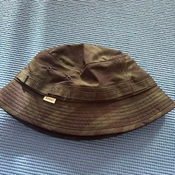 KEBOZ 버킷햇 카키색