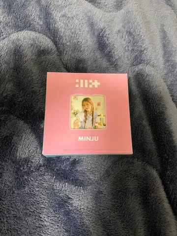 ILLIT 컴팩트 양면 거울 아일릿 민지