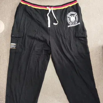 BUNDESWEAR 카고 스웨트 팬츠 블랙 8L