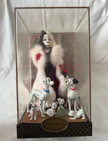 101마리 강아지 크루엘라 디자이너 컬렉션 리미티드 인형