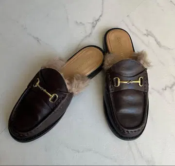 카미난도 레더 슬립온 퍼