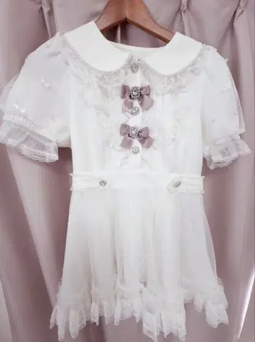 NOEMIE 노에미 양산형 셋업 화이트