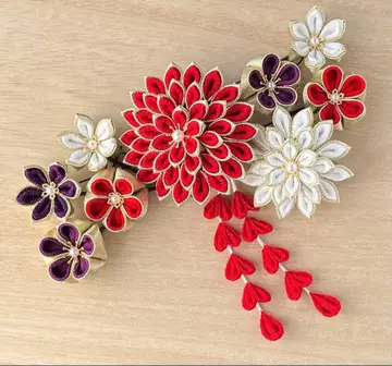 꽃무늬 일본 의류 머리 장식 빨간색 화이트 보라색 골드