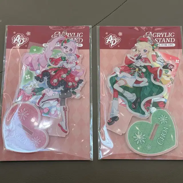 아이프리 팝업 크리스마스 아크릴스탠드 팝니다.
