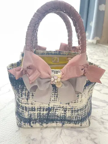 르 크리에이티브 트위드 백 리본 백 핑크