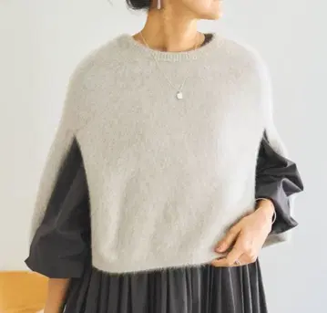 택 포함 BEARDSLEY 비어즐리 퍼 니트 판초 라이트 그레이