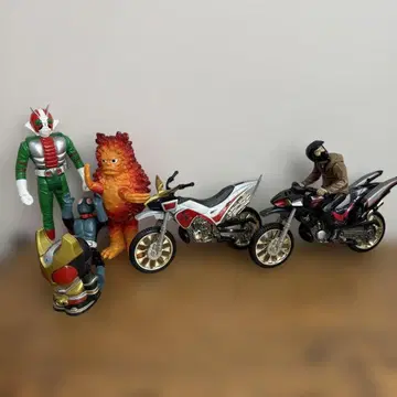 가면라이더 피규어 모음 세트