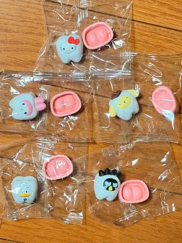 산리오 캐릭터즈 모두 함께 되자! 치아 키티 가챠 세미 컴프