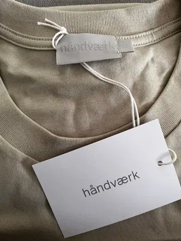 택 포함 새상품 [ Handvaerk ] 핸드바크 T셔츠